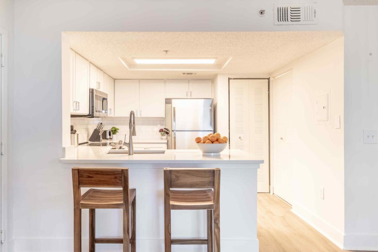 Luxurious Apartments With Pool And Gym At Boynton Beach Exterior foto